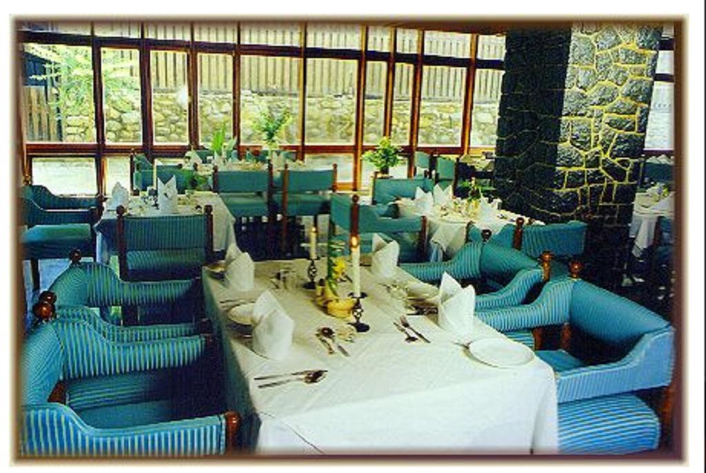 Hotel Broadway Srinagar  Luaran gambar